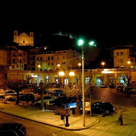 Il Postale Acomodação com café da manhã Castel Di Sangro Exterior foto